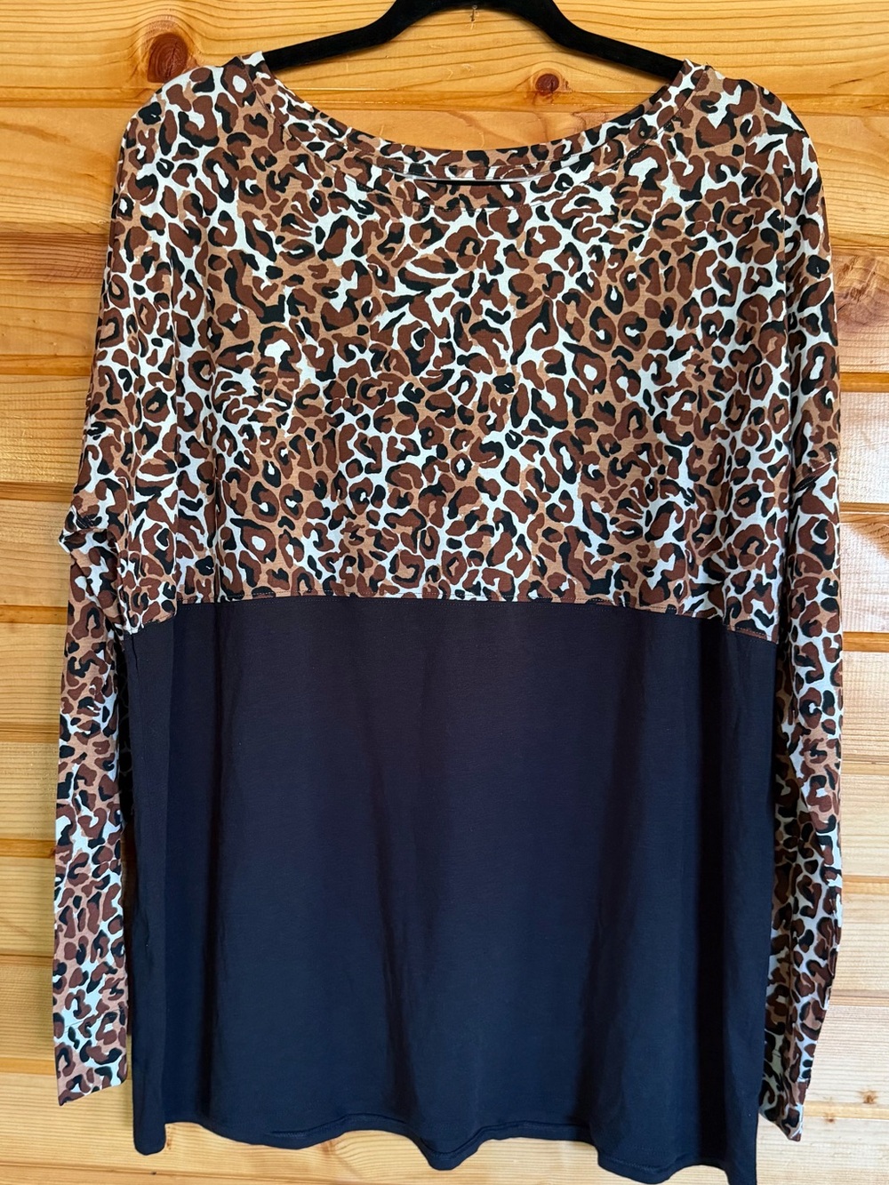 Lilly Pulitzer Finn Leopard Print Colorblock Long Sleeve Top New without tags!